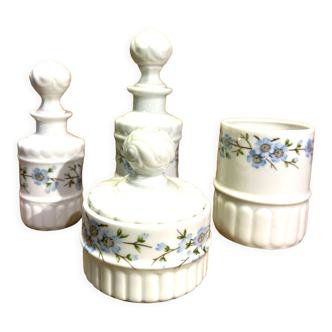 Service de toilette, 4 pièces, Porcelaine de Paris