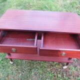 Serving table