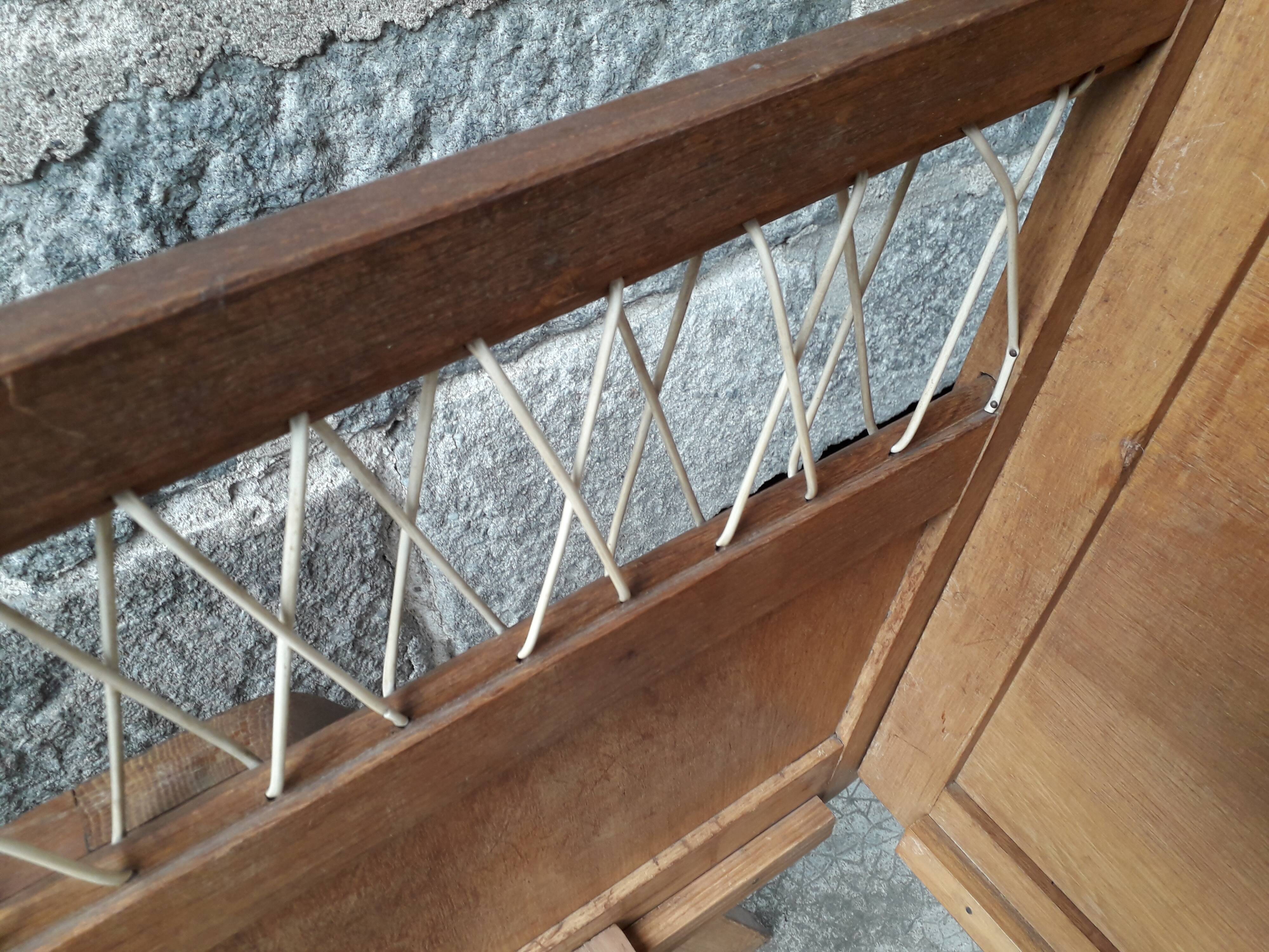 Child bed, compass feet, 50s