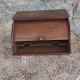 Small desktop binder