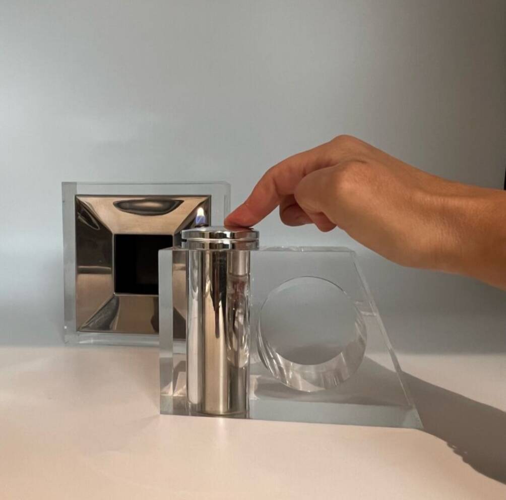 Vintage Guzzini ashtray and lighter – Design by Fabio Manlio Ciocca – 70s