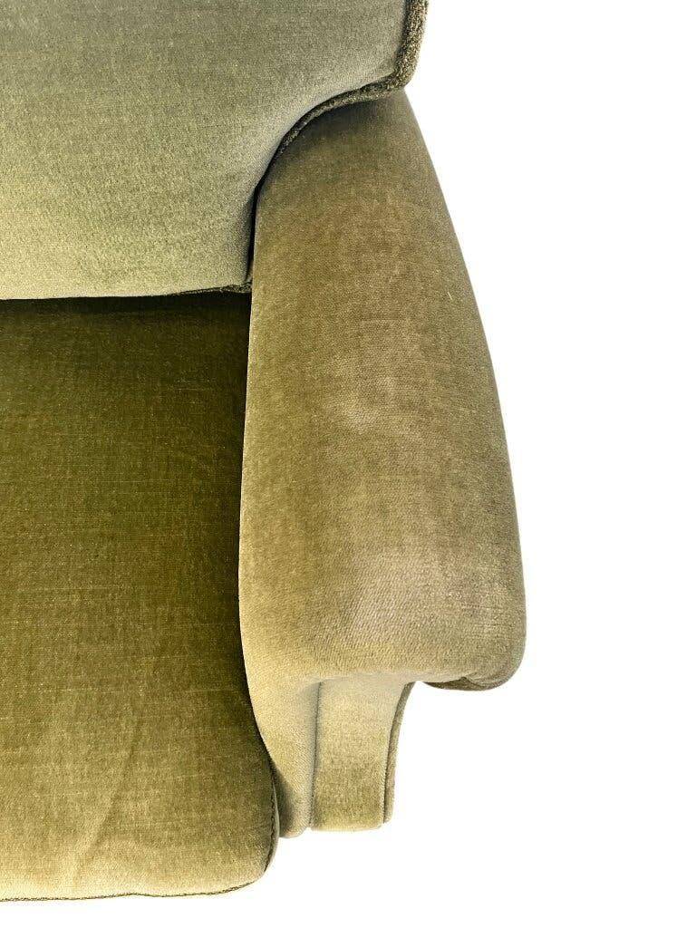 Canapé/fauteuil trois places vintage vert olive à franges