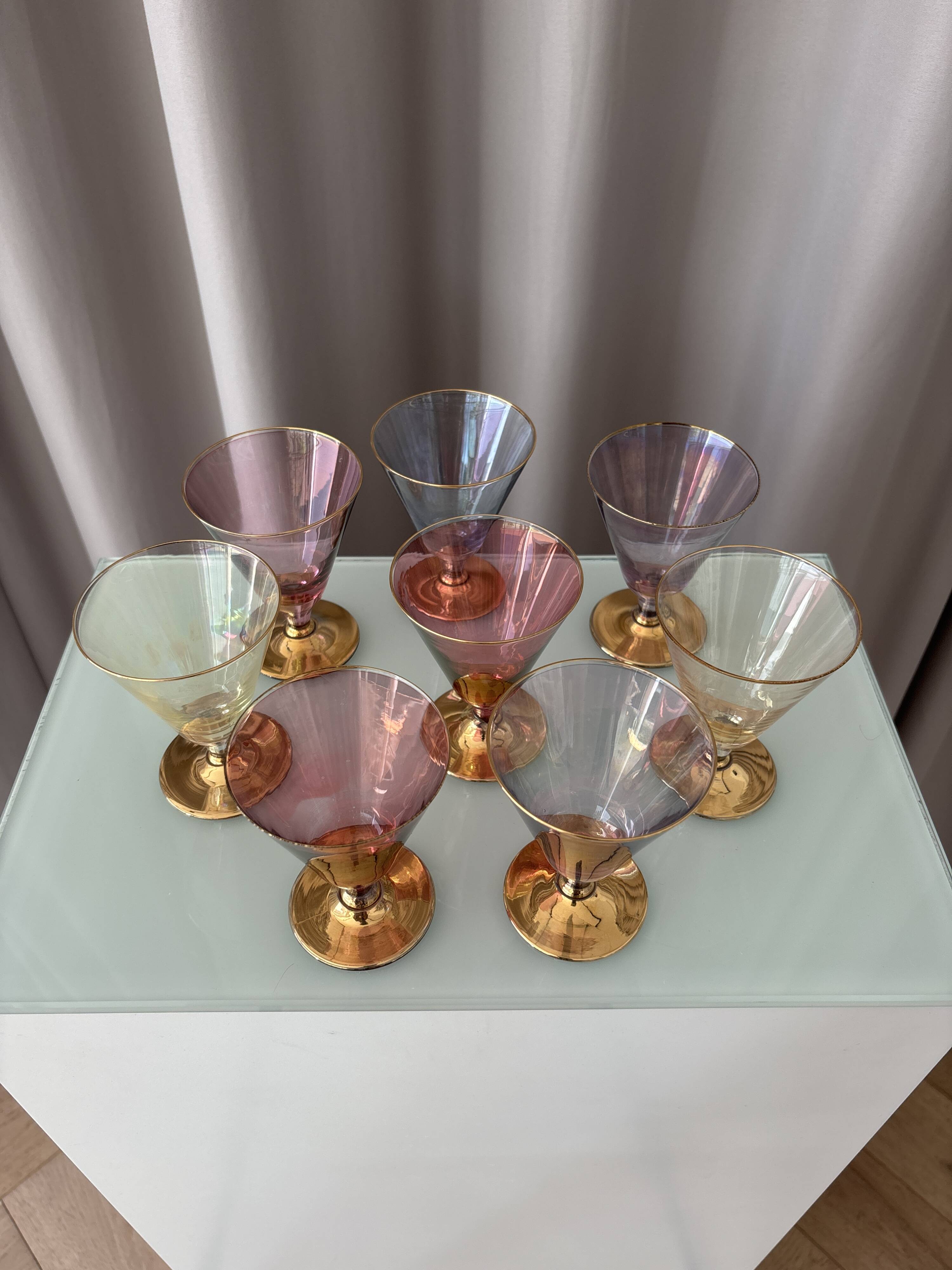 Set of 8 Vintage Italian Murano Style Cocktail Glasses – Gold Lustre – Mult