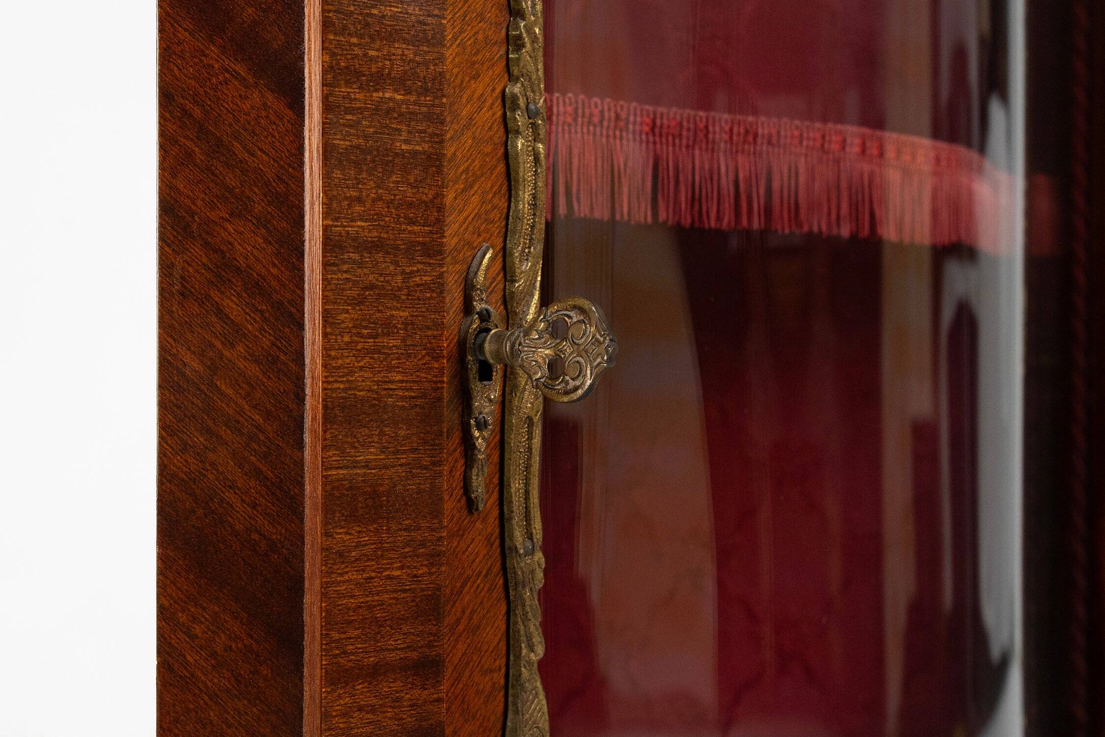 French Louis XV Style Corner Display Cabinet with Arched Glass, 1950