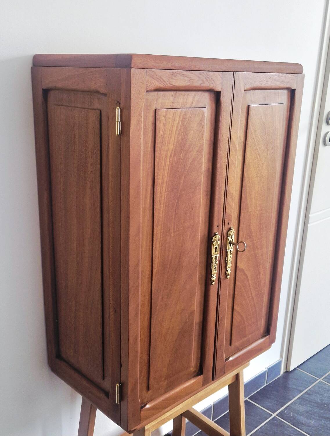 1950s handcrafted cabinet - Solid mahogany wood - Unique piece