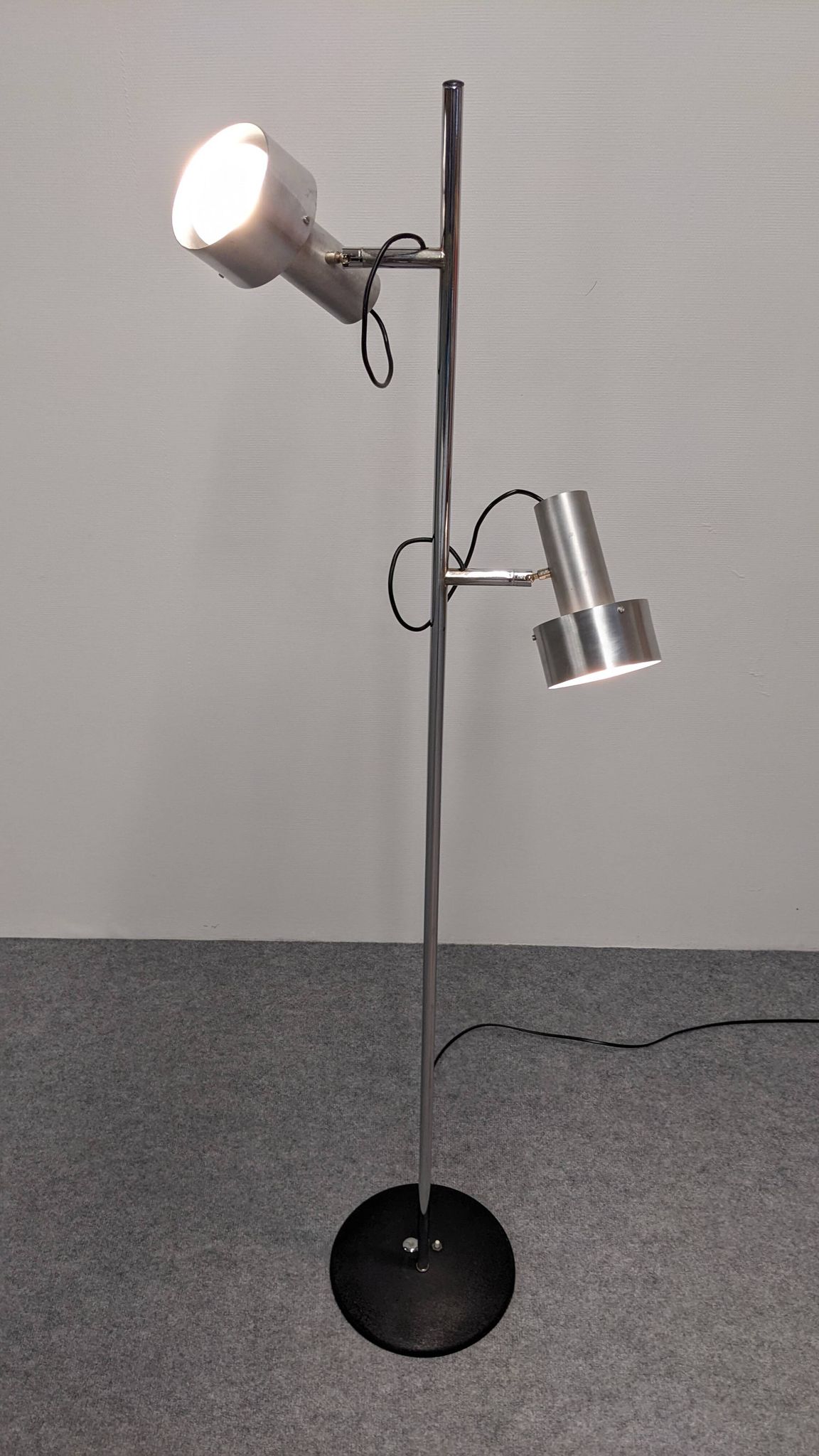 Space age modernist floor lamp with 2 aluminium spots, France circa 1970.