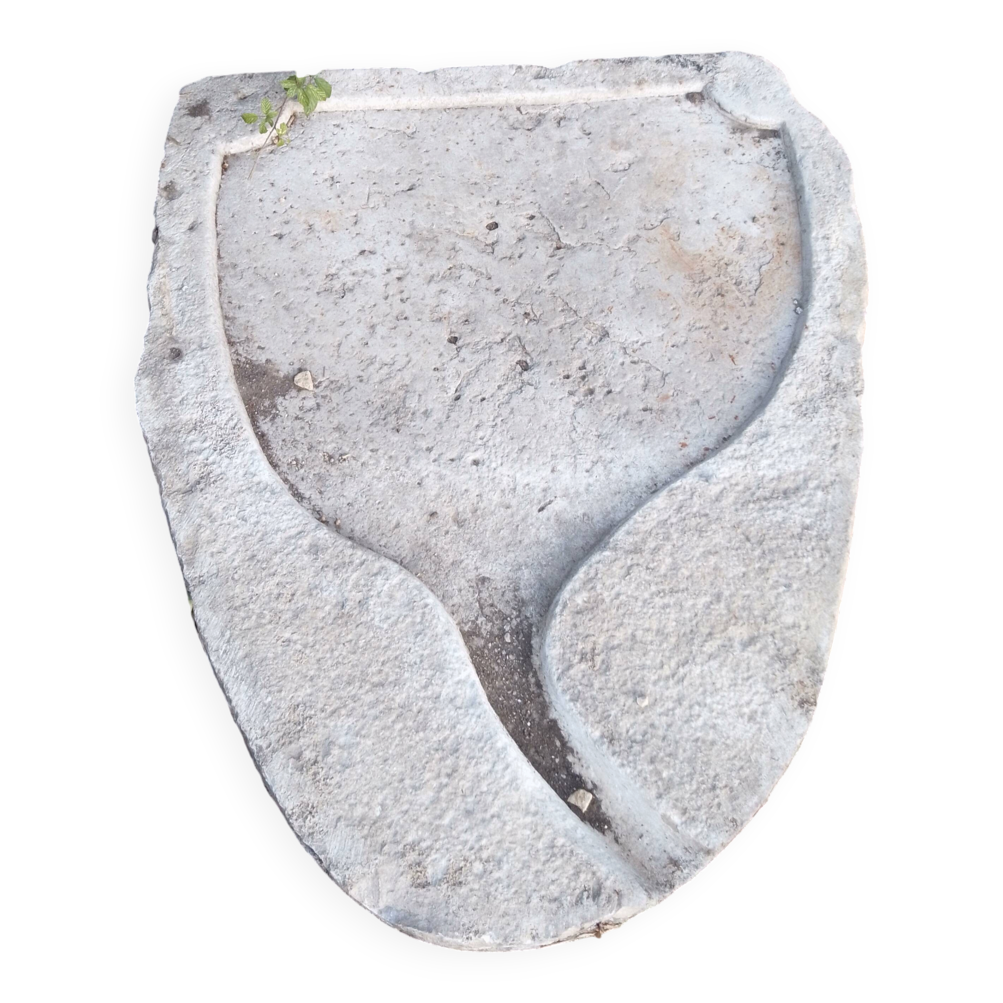 Évier ancien en pierre