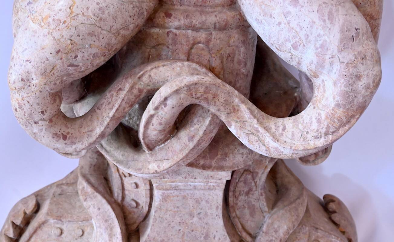 Sellette en Marbre – XXe