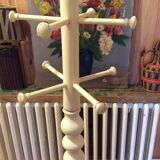 Parrot coat rack