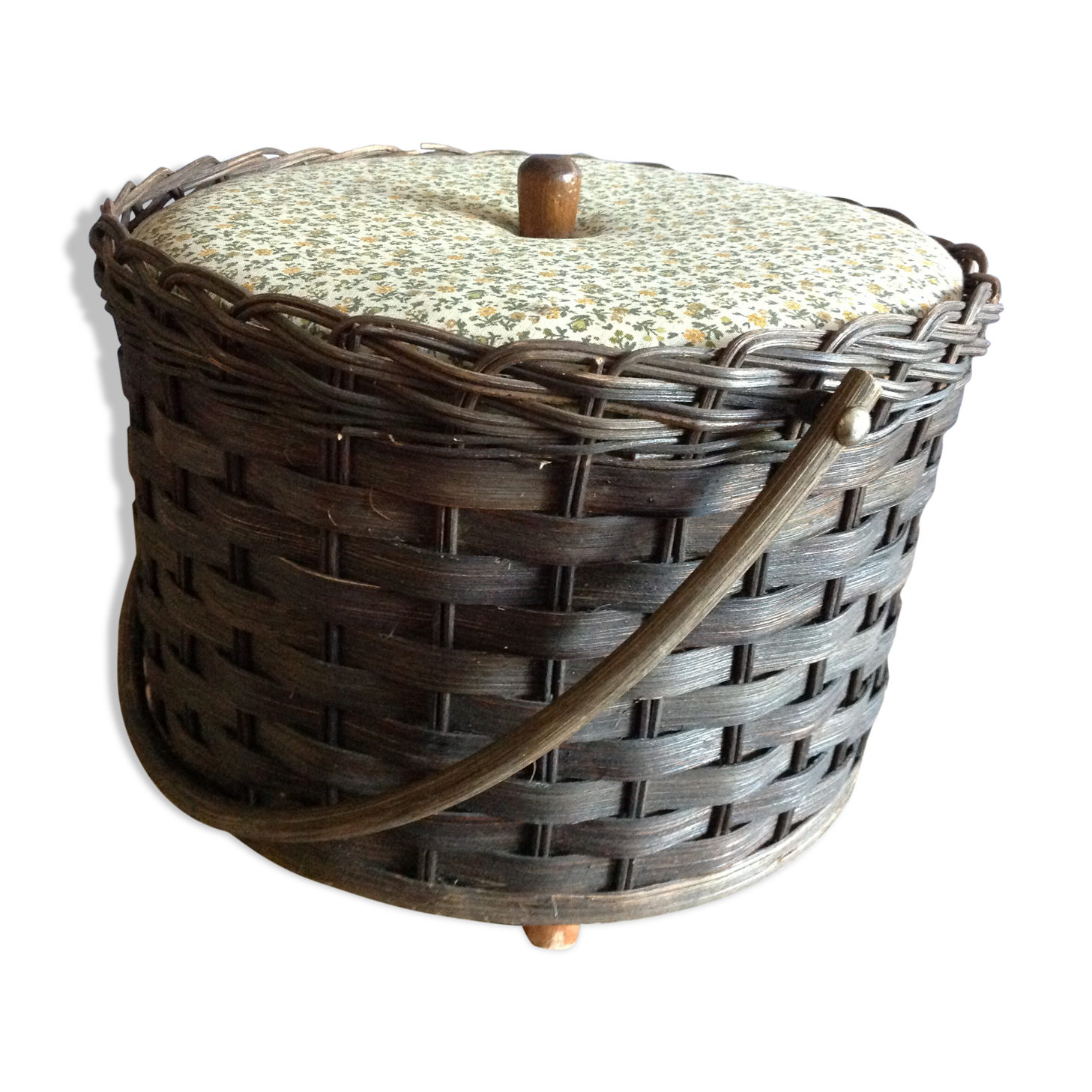 Sewing basket