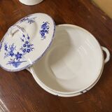 Tournai Porcelain Soup Tureen, Boch Frères, Fly Decor