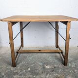 Portable garden table