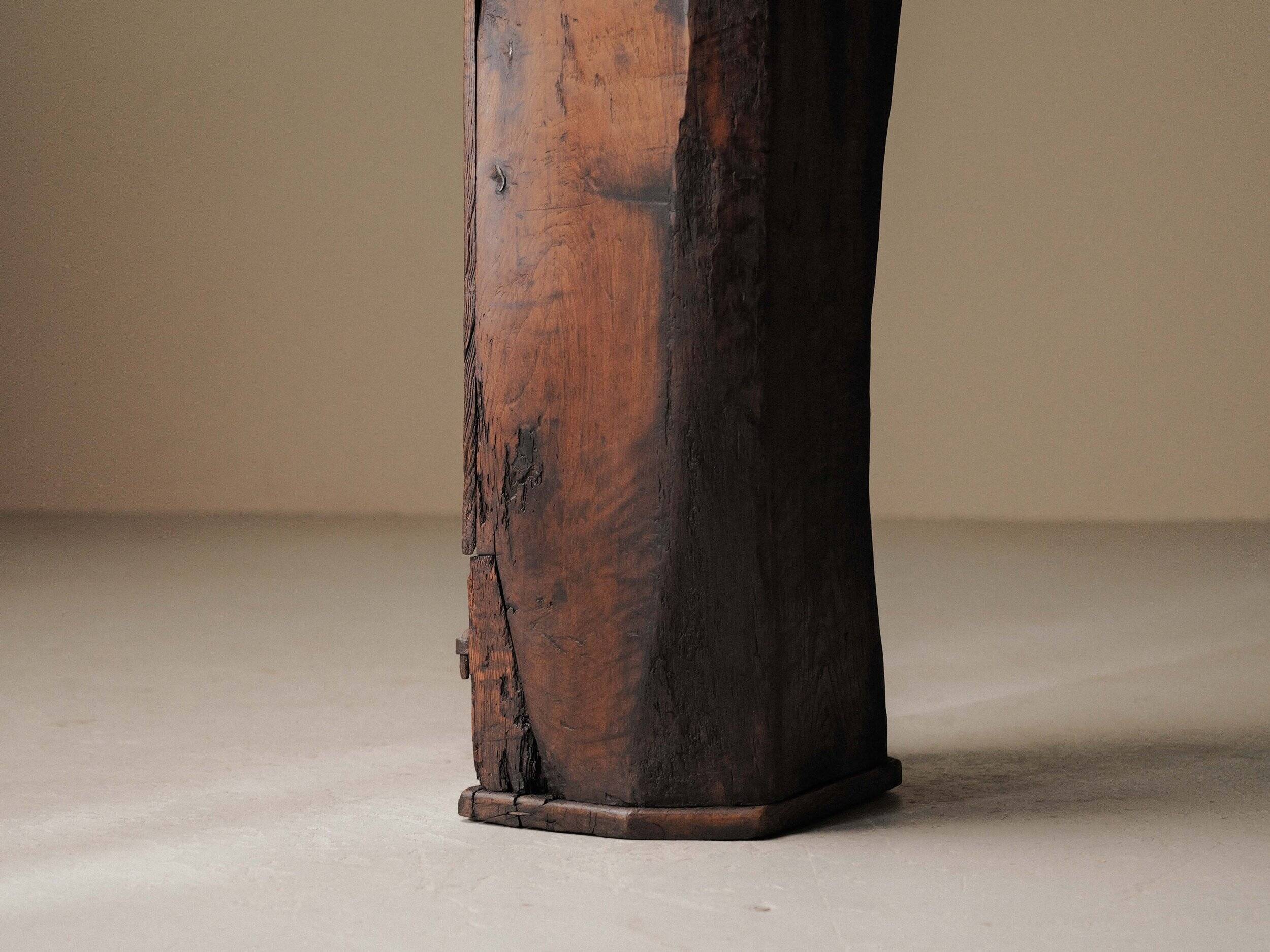 Sculpted furniture from a trunk, Folk art, 19th century