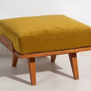 Set of two armchairs and pouf – Mid-century Modern (circa 1950). Three-piece set.