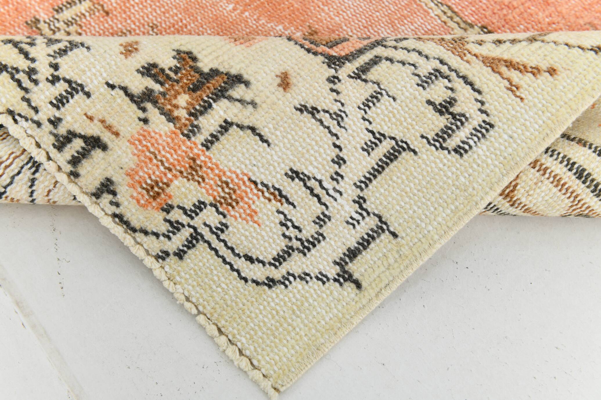 4x7 Peach & Beige Oriental Turkish Vintage Rug, 134x220Cm