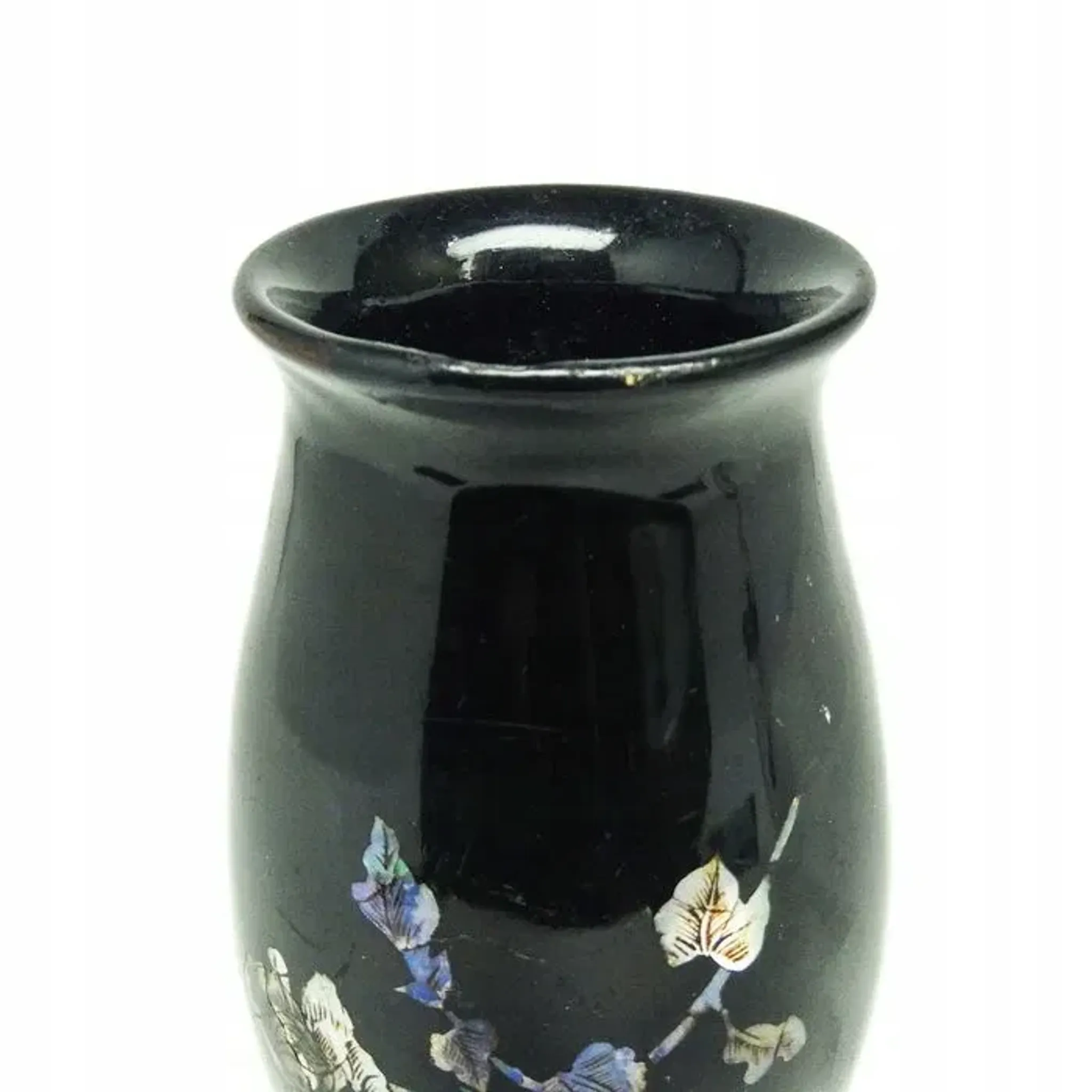 N1D lacquer vase Japan