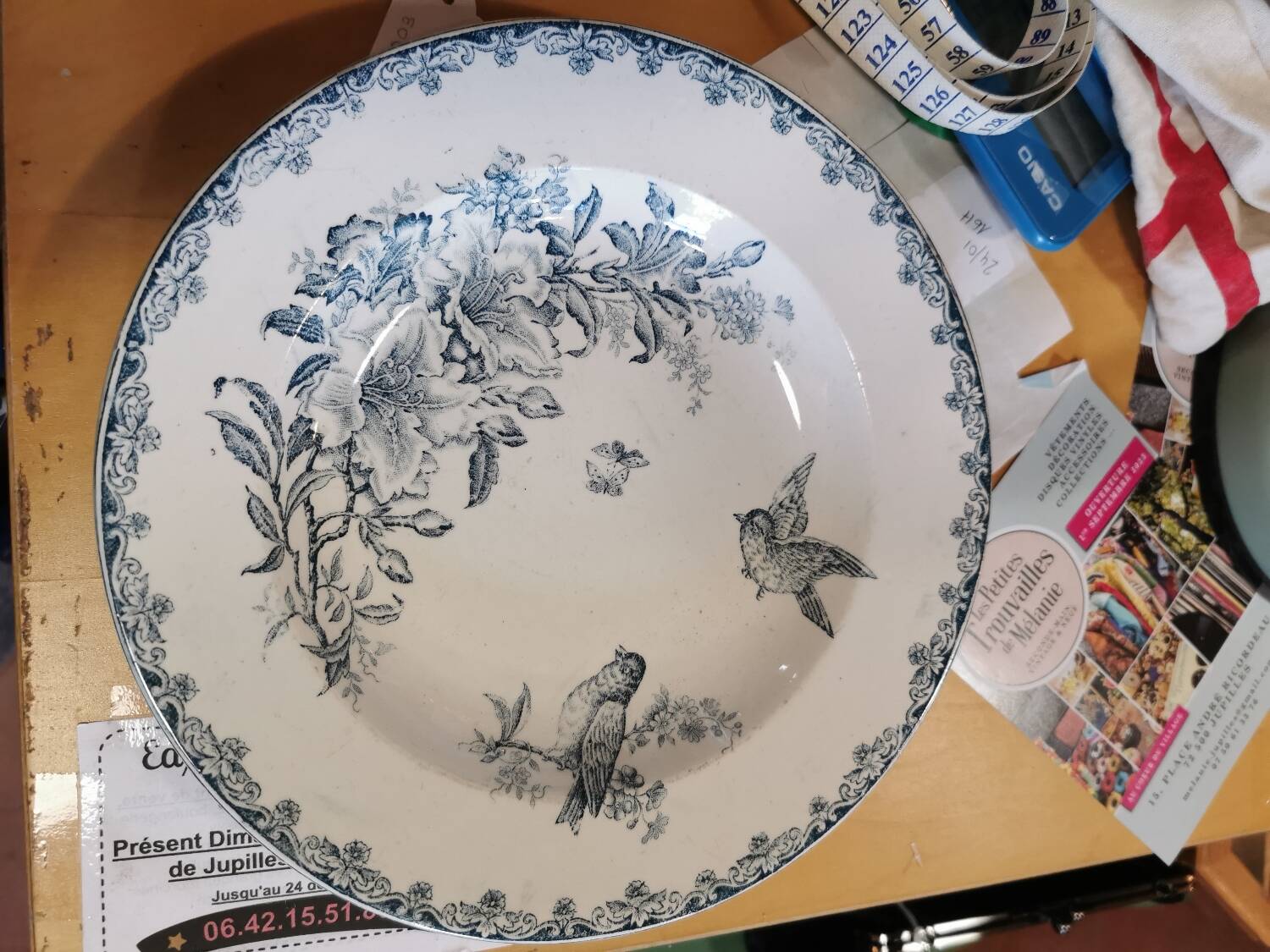 Deep plate Terre de fer Bengali