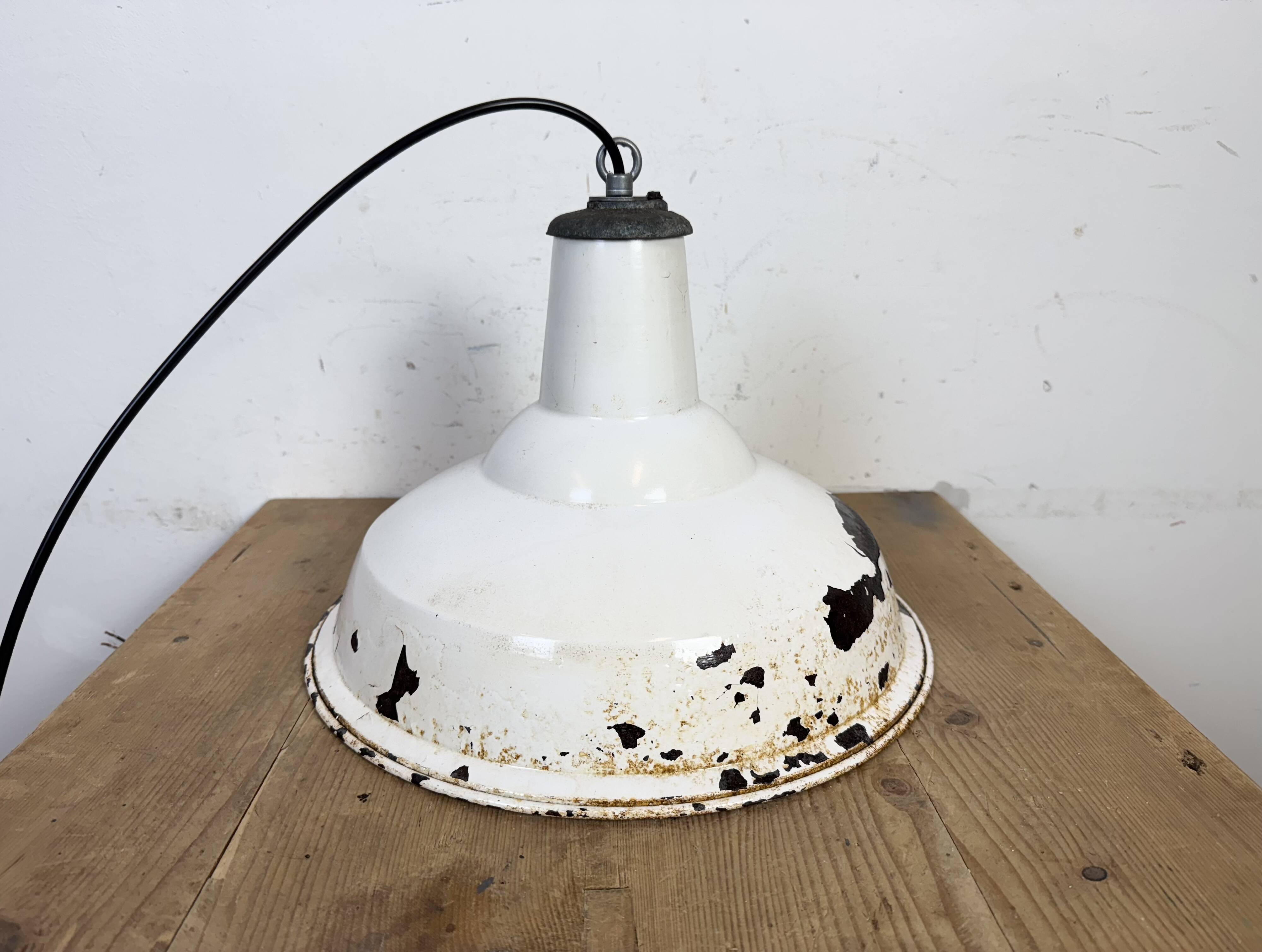 Industrial British White Enamel Factory Pendant Lamp from Benjamin, 1960s