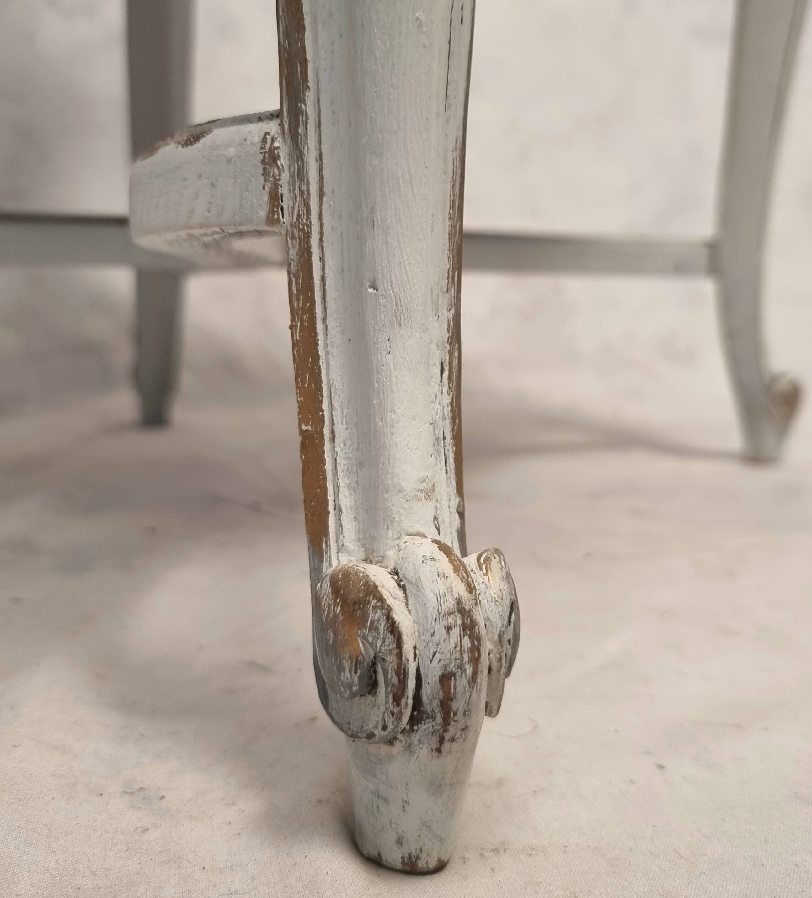 Paire de fauteuils cannés de style régence - bois peint - 19ème
