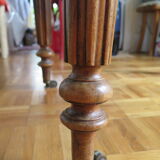 Oak round table