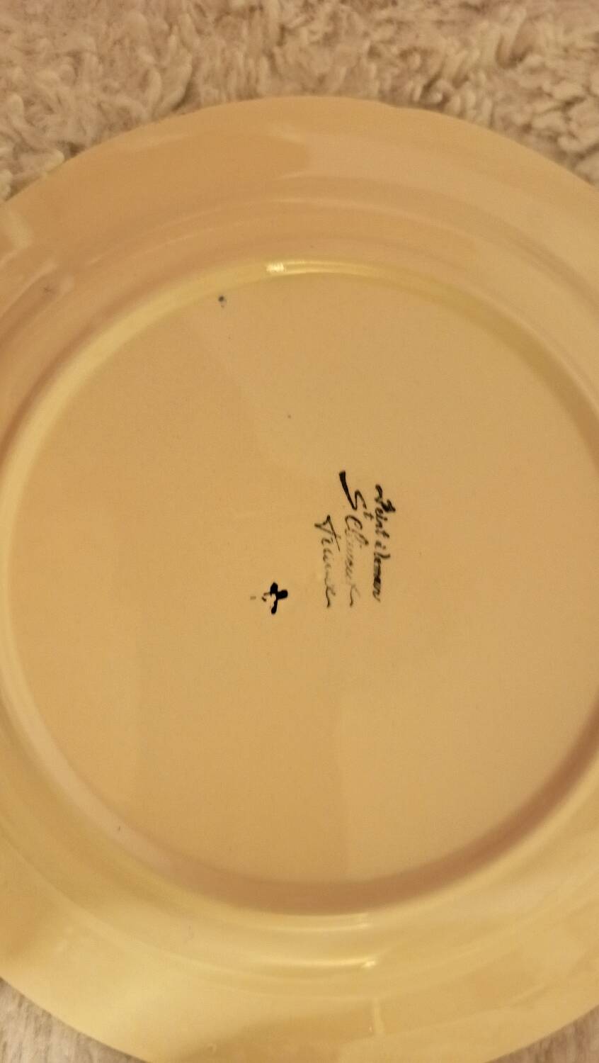 5 St Clément barbotine plates