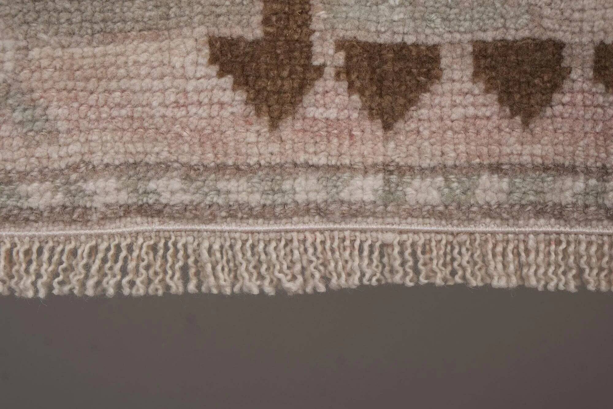 Vintage Turkish handmade rug 155x253 cm