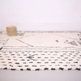 Unique natural wool Moroccan rug 3x2 m