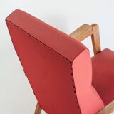 Fauteuil vintage en bois de hêtre et revêtement en eskay. France, années 60