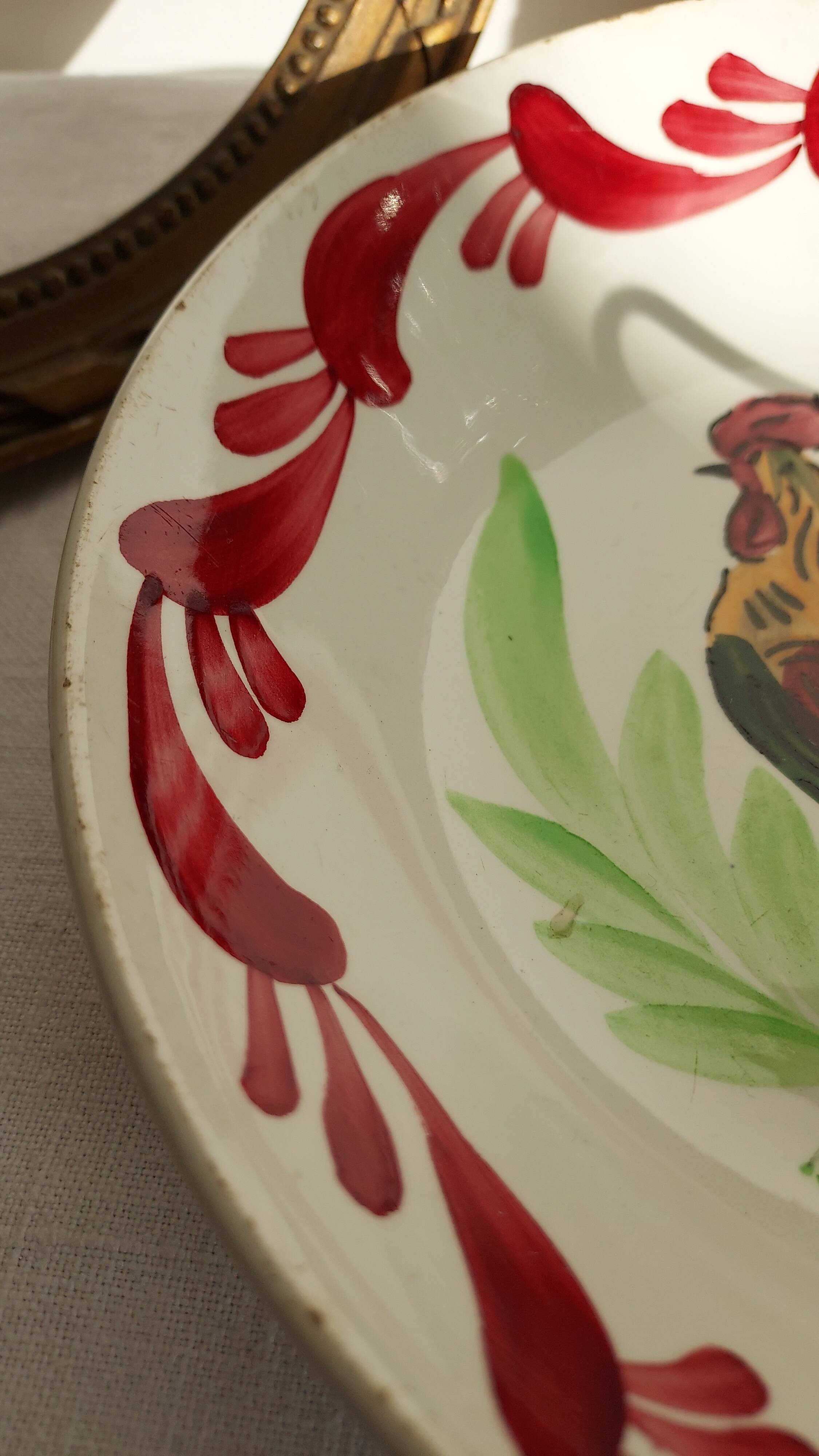 Ceramic plates signed Creil Montereau