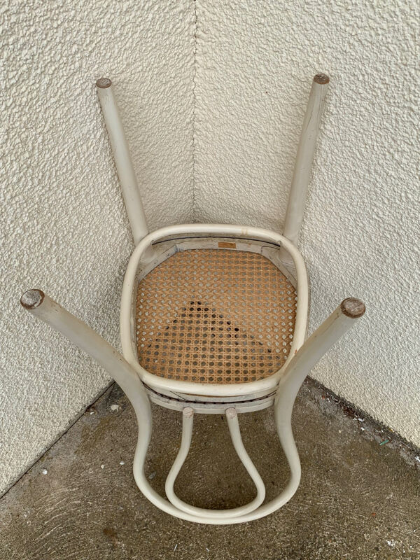 Chaise bistrot cannée