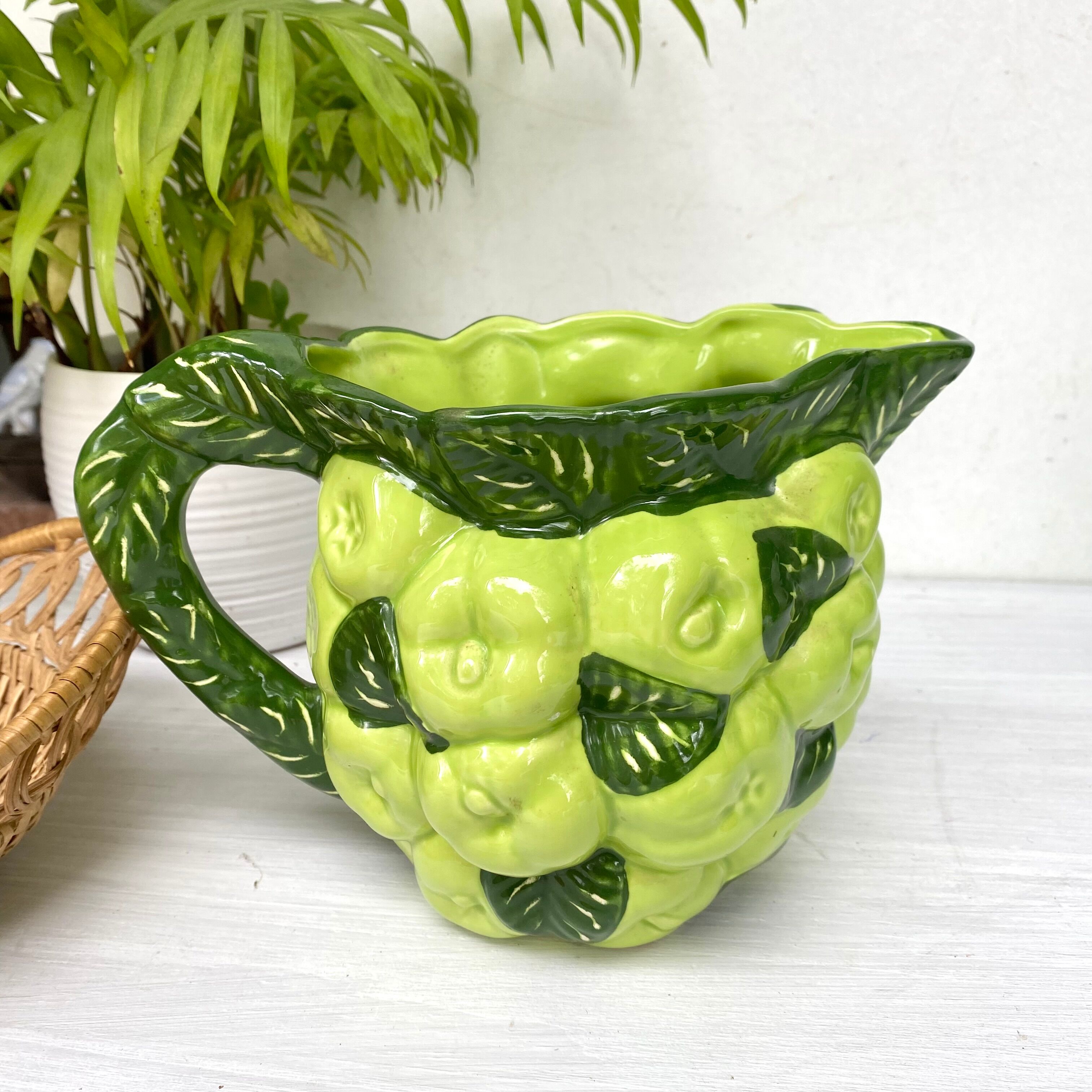 Pitcher in apple slurry