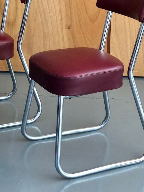 Office chairs in burgundy skaï 50s