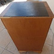Louis XVI style chest of drawers in wood and cherry veneer.