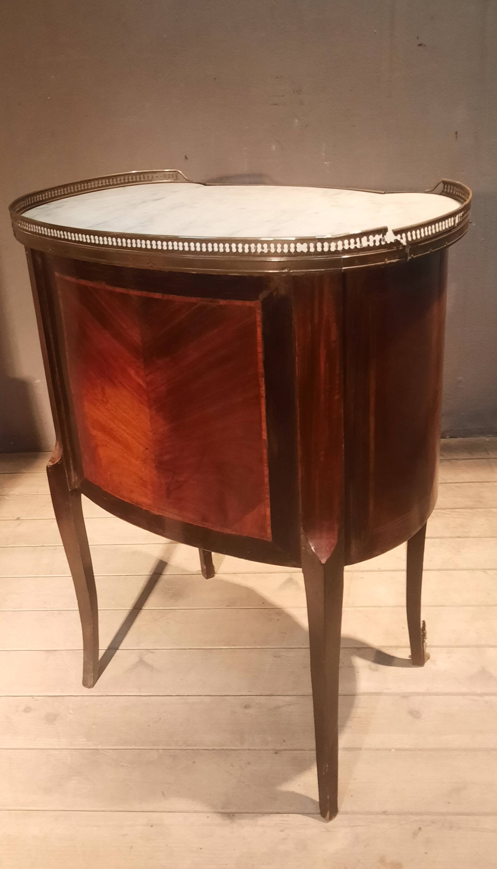 Commode tambour à porte  en plaquage