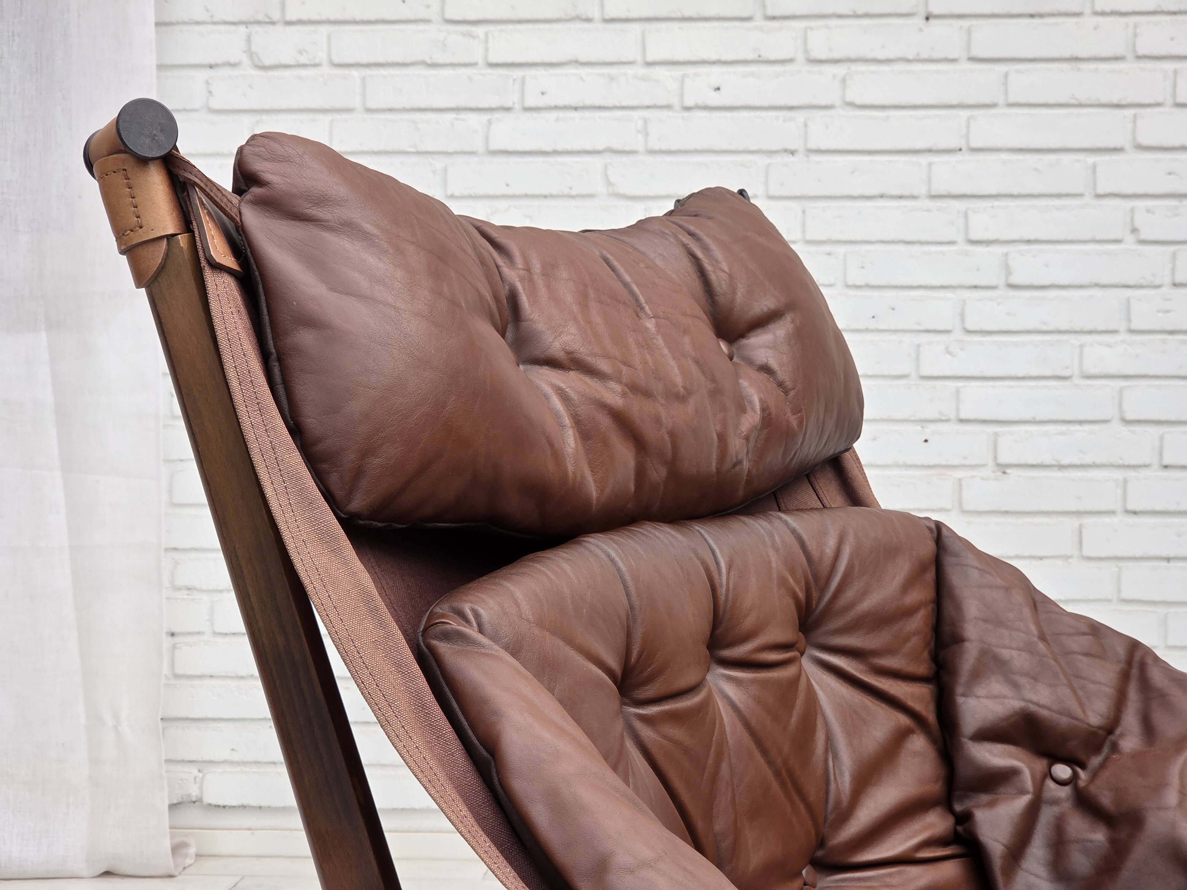 1970s, Norwegian design by Tormod Alnaes, "Trega" loungechair.