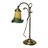 Grande lampe style art nouveau en bronze et tulipe en verre marmoréen