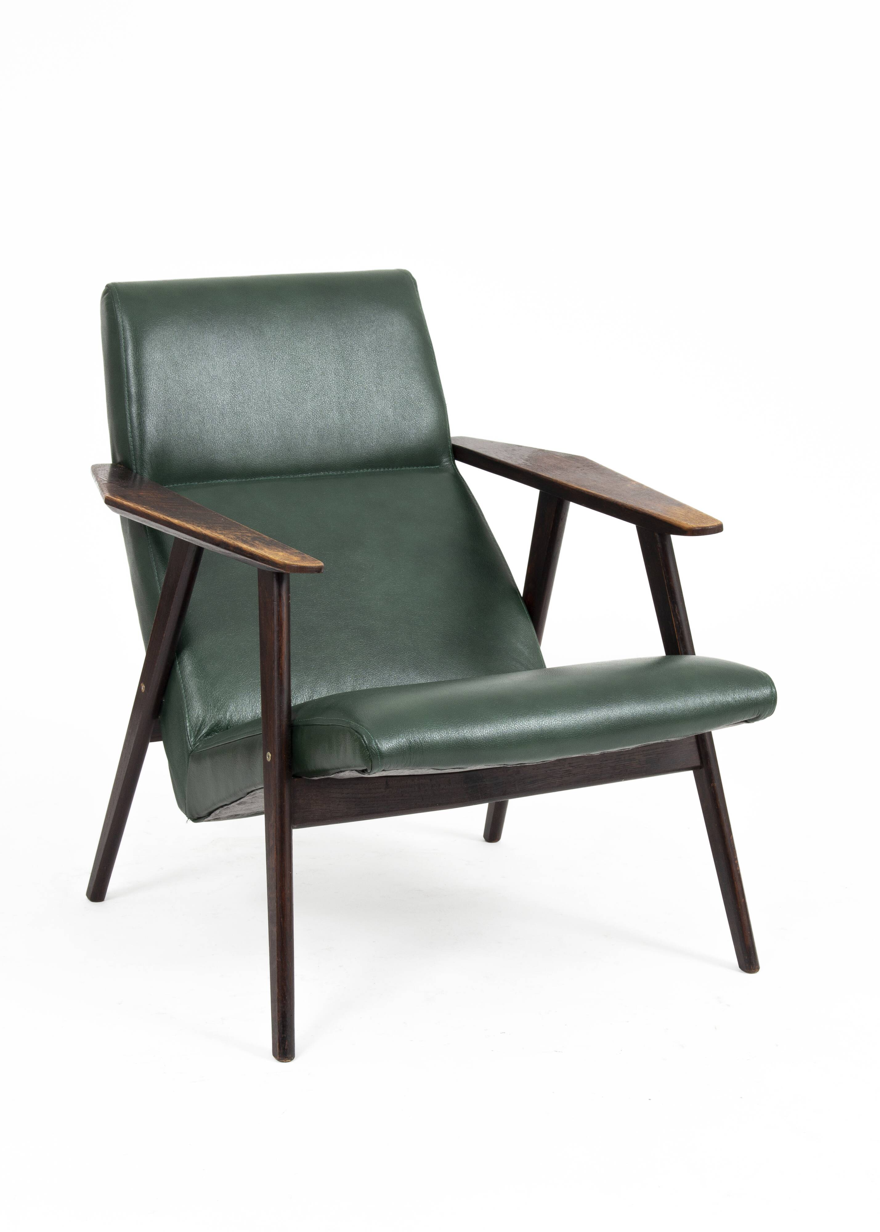 Vintage armchairs with green leather upholstery, 1960s