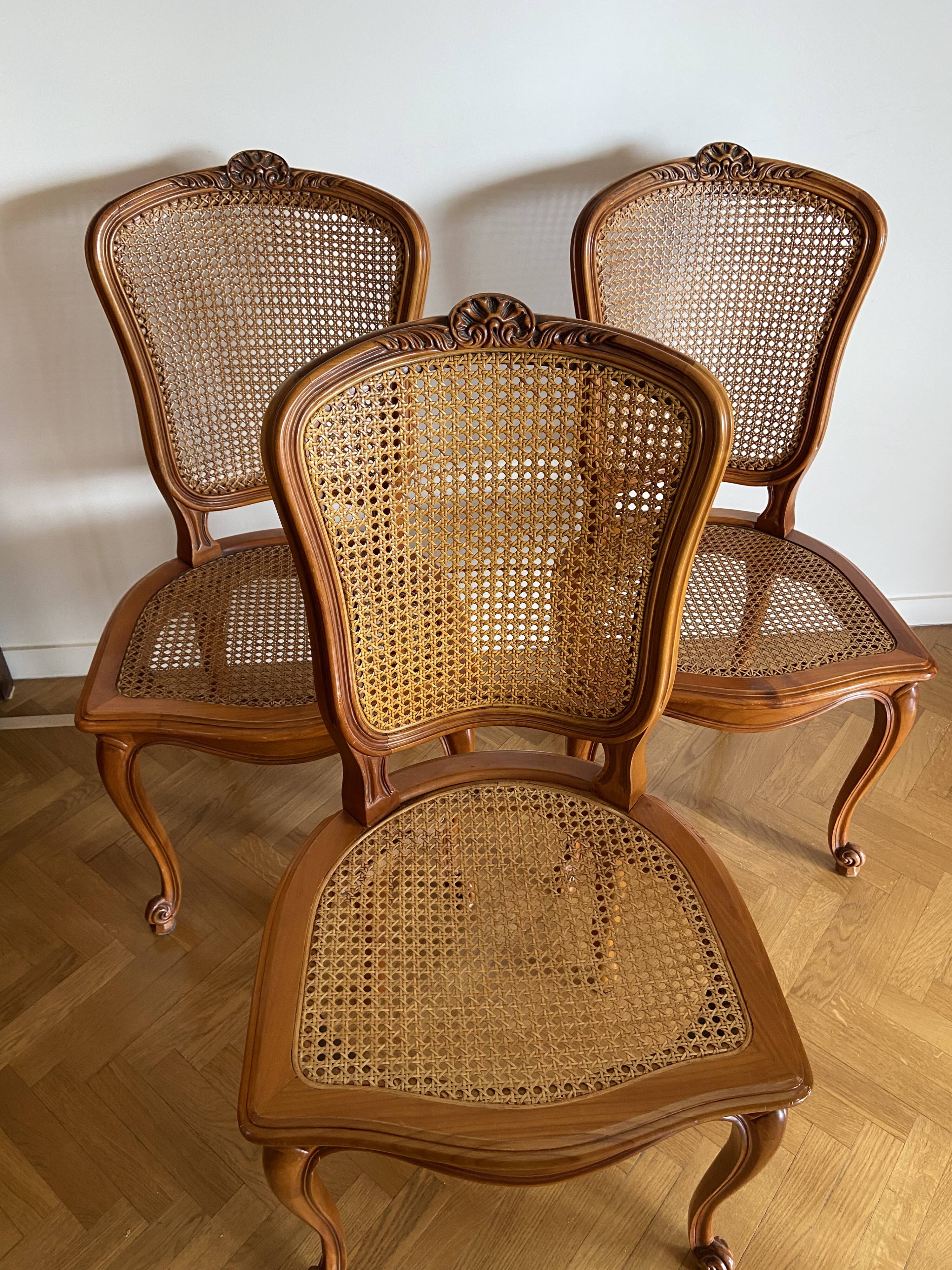 Set of 3 canned chairs