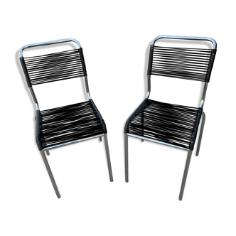 Chaises en scoubidou noires