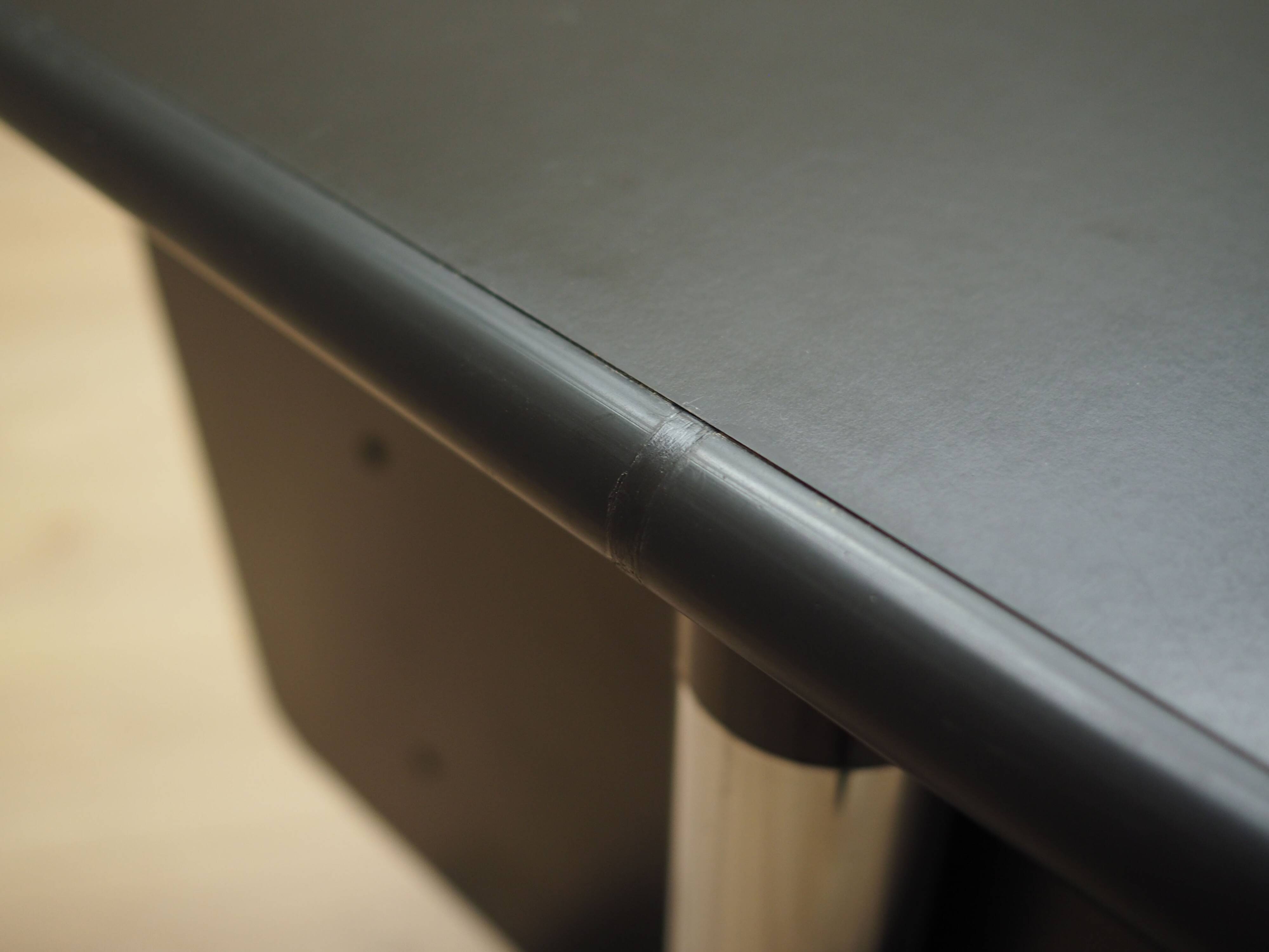 Bureau, design italien, années 1970, designer : Giancarlo Piretti, fabricant : Ano