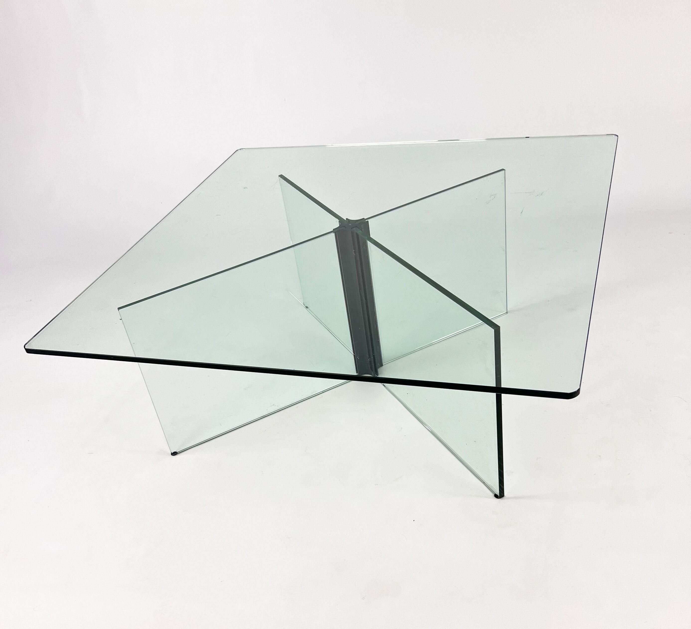 Table basse en verre postmoderne, années 1980