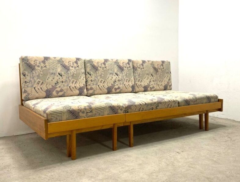 Jiràk sofa bed by TATRA to Renovate, Czech Vintage 1960s
