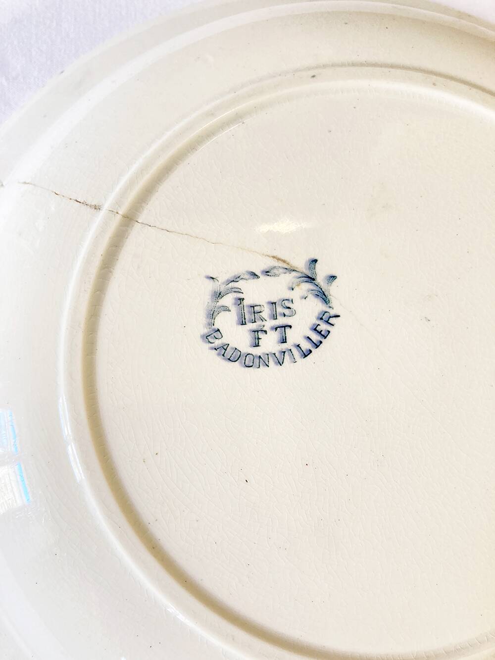 Badonviller dish, Iris model, ca. 1950