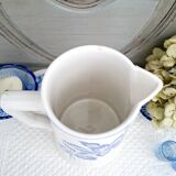 Pichet ancien en faïence Digoin