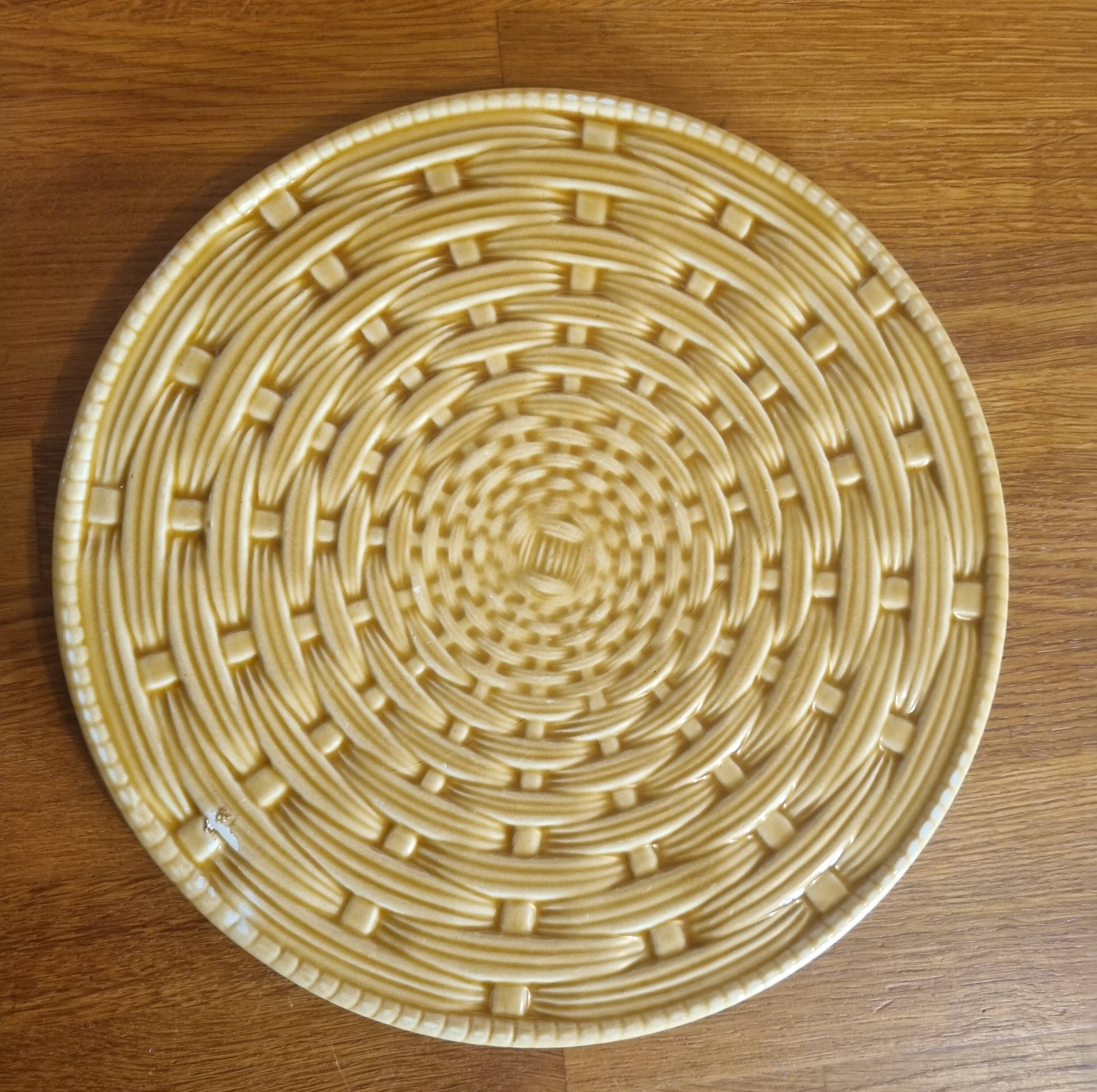 Vintage earthenware trivet from Sarreguemines Barbotine woven basket