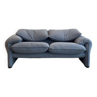 Maralunga 2-seater sofa by Vico Magistretti for Cassina