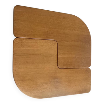 Pair of Twin coffee tables in solid oak by Redureau, circa 1980.