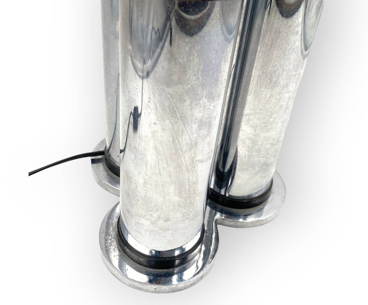 Hollywood regency 3 lights metal and opaline glass table lamp, Lama, Italy 1970s