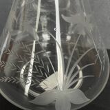 Carafe en verre gravé