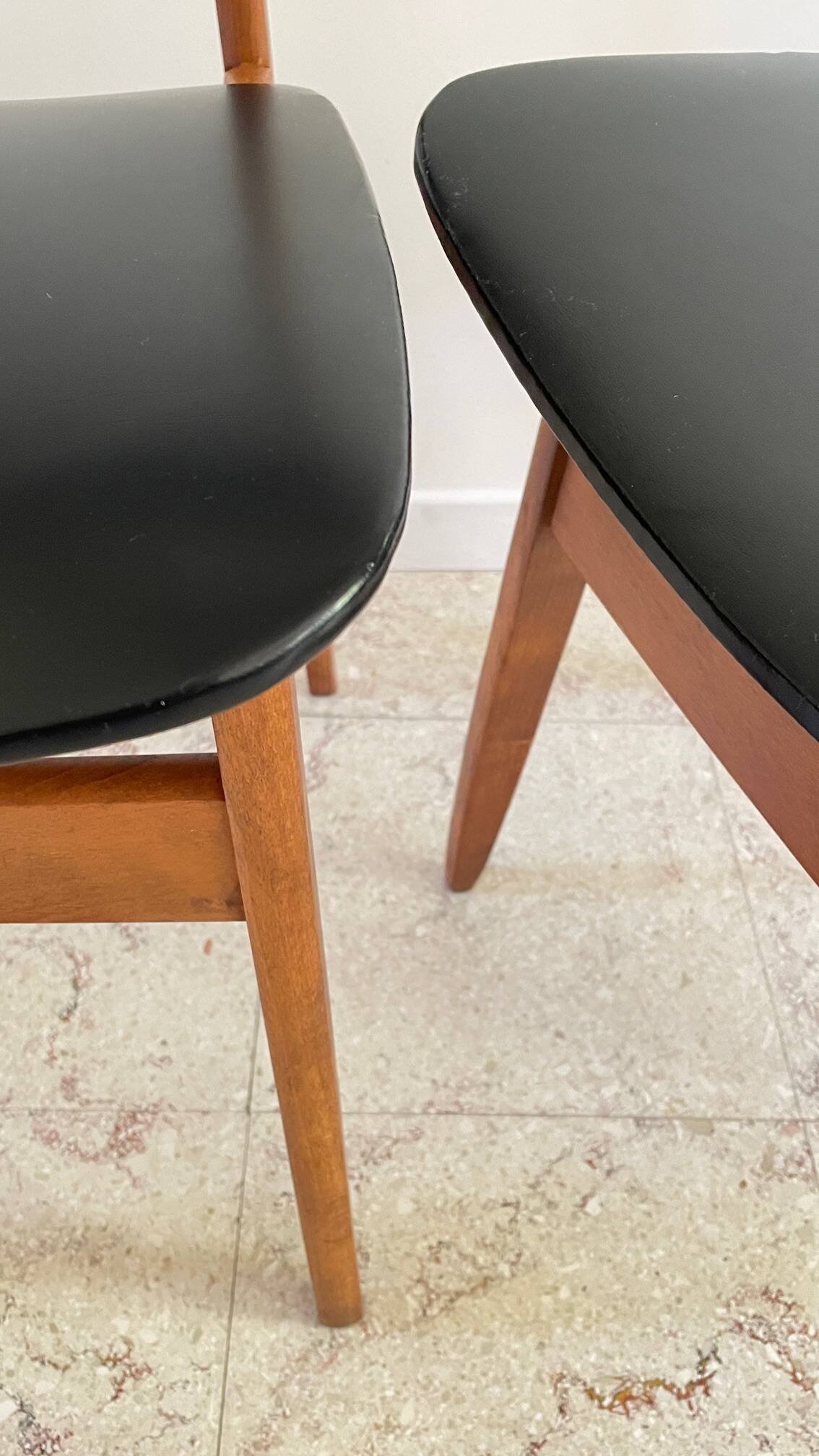 Chic vintage pair of Scandinavian chairs